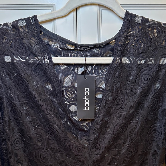 Sz 14 Boohoo Elegant Plush Plunge V-Neck Black Lace Bodysuit - Picture 2 of 5